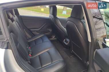 Седан Tesla Model 3 2018 в 