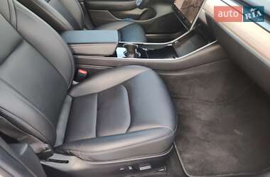 Седан Tesla Model 3 2018 в 