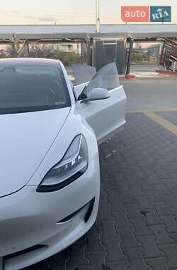 Седан Tesla Model 3 2018 в Білій Церкві