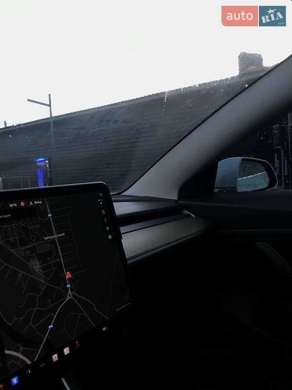 Седан Tesla Model 3 2018 в Білій Церкві