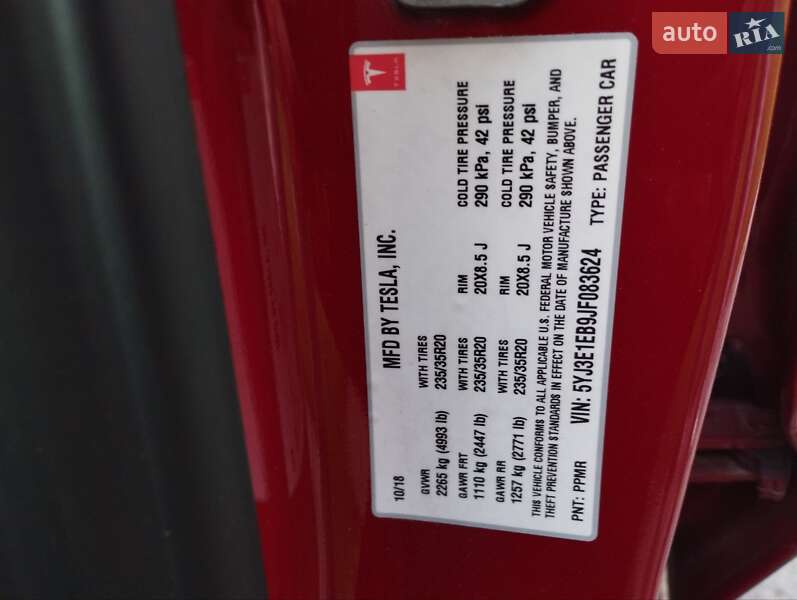 Седан Tesla Model 3 2018 в Вінниці