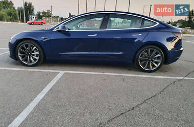Седан Tesla Model 3 2019 в Броварах