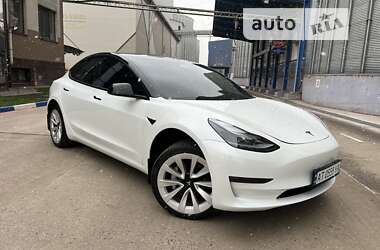 Седан Tesla Model 3 2021 в Івано-Франківську