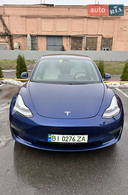 Седан Tesla Model 3 2020 в Полтаве