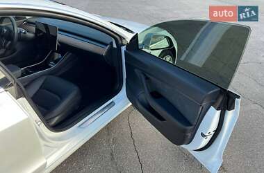 Седан Tesla Model 3 2020 в Харькове