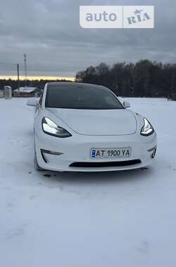 Седан Tesla Model 3 2018 в Ивано-Франковске