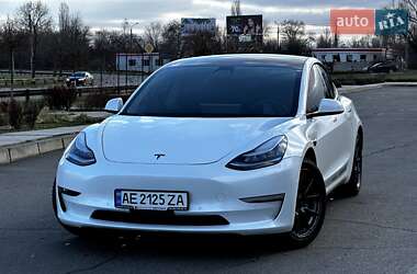 Седан Tesla Model 3 2019 в Кривому Розі
