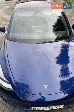 Седан Tesla Model 3 2018 в 