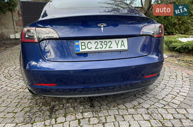 Седан Tesla Model 3 2018 в 