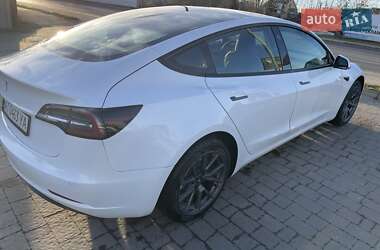 Седан Tesla Model 3 2022 в Ивано-Франковске