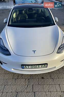 Седан Tesla Model 3 2022 в Ивано-Франковске фото Седан Tesla Model 3 2022 в Ивано-Франковске