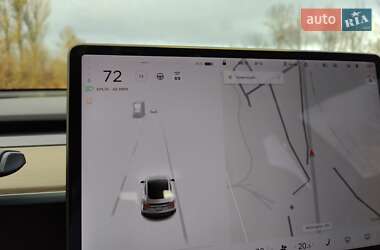 Седан Tesla Model 3 2018 в 