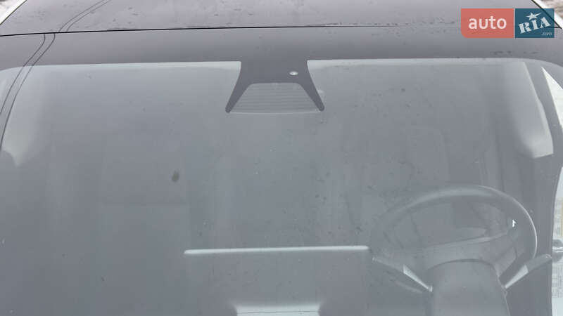 Седан Tesla Model 3 2019 в Славянске