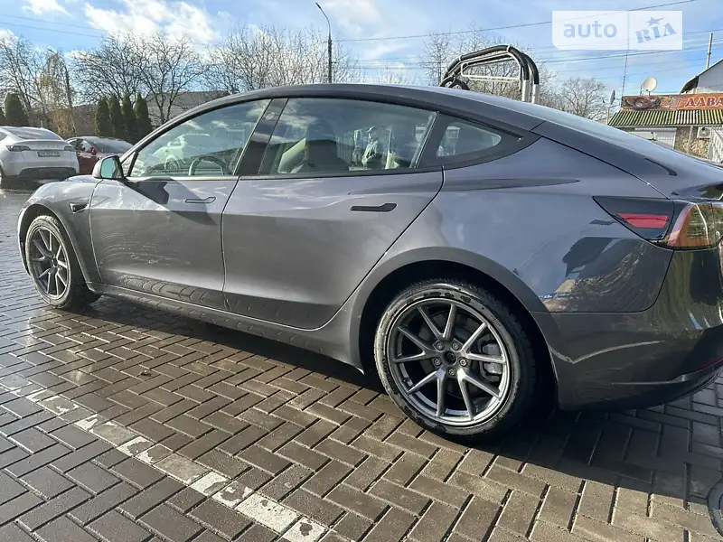 Tesla Model 3 2022 VIN 5YJ3E1EA9PF430434 фото оголошення 7 з 59