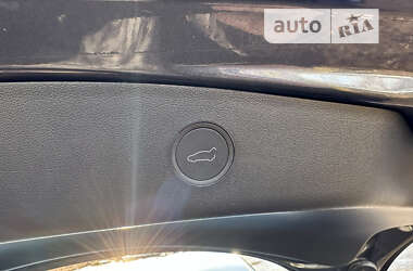 Седан Tesla Model 3 2022 в Виннице