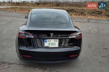 Седан Tesla Model 3 2022 в Житомире
