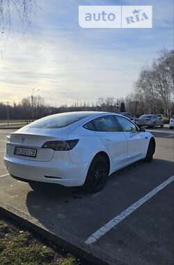 Седан Tesla Model 3 2019 в Кривом Роге