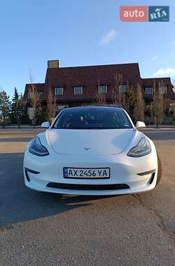 Седан Tesla Model 3 2018 в 