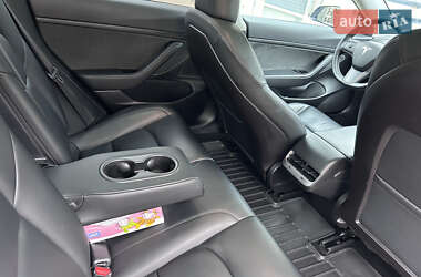 Седан Tesla Model 3 2019 в Києві