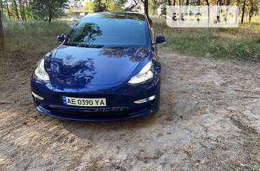 Седан Tesla Model 3 2022 в Дніпрі