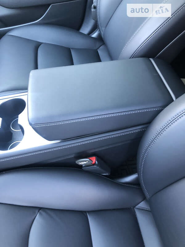 Седан Tesla Model 3 2022 в Одесі фото 21 Седан Tesla Model 3 2022 в Одесі