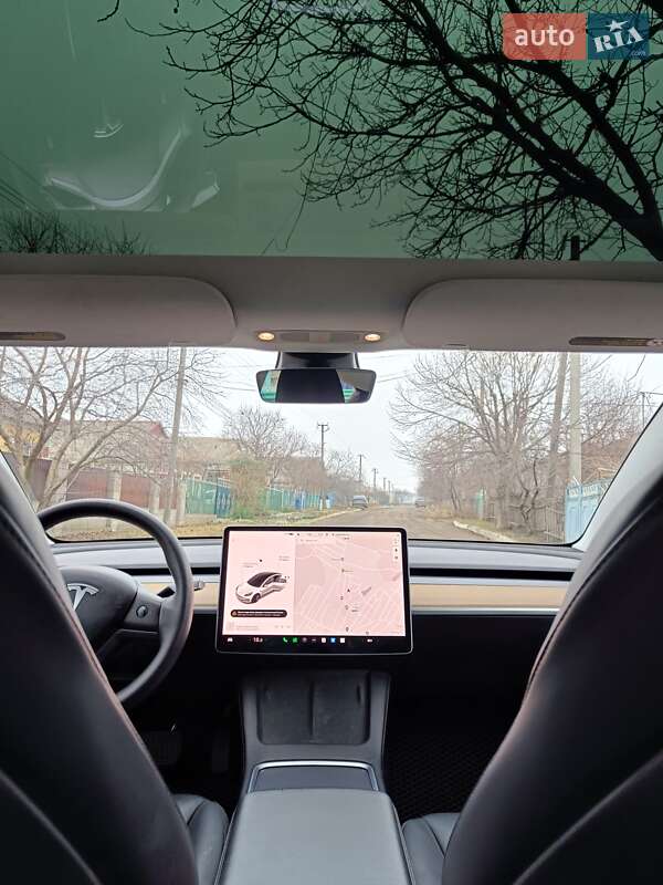 Седан Tesla Model 3 2022 в Одесі