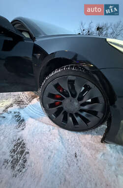 Седан Tesla Model 3 2022 в Києві