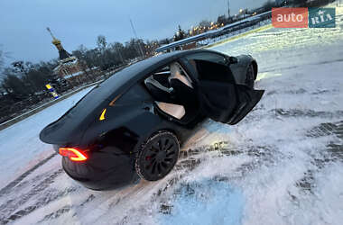 Седан Tesla Model 3 2022 в Києві