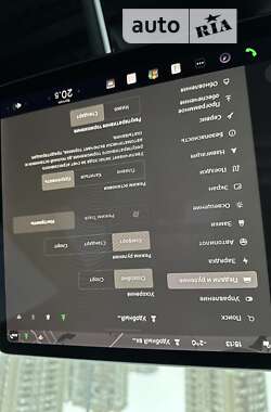 Седан Tesla Model 3 2019 в Киеве