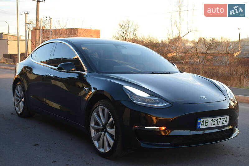 Tesla Model 3 2017