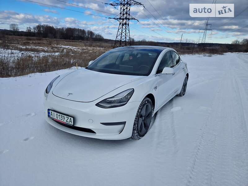 Tesla Model 3 2019