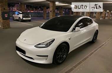 Седан Tesla Model 3 2019 в Харкові