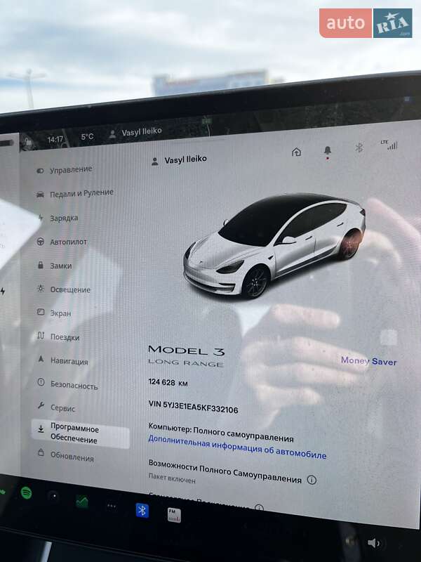 Седан Tesla Model 3 2019 в Львове
