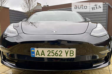 Седан Tesla Model 3 2019 в Києві