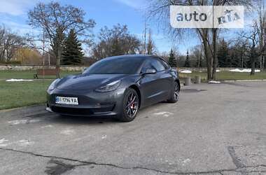 Седан Tesla Model 3 2022 в Кременчуці