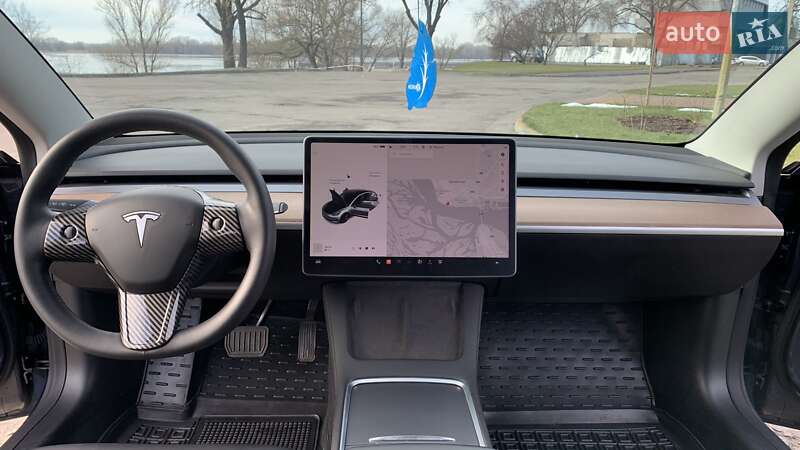 Седан Tesla Model 3 2022 в Кременчуге