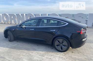Седан Tesla Model 3 2019 в Одессе