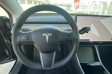 Седан Tesla Model 3 2019 в Одессе