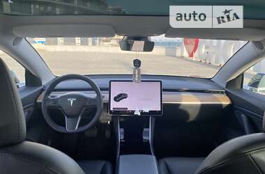 Седан Tesla Model 3 2019 в Одессе