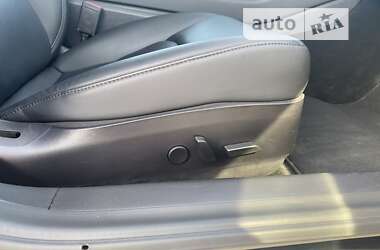 Седан Tesla Model 3 2019 в Одессе