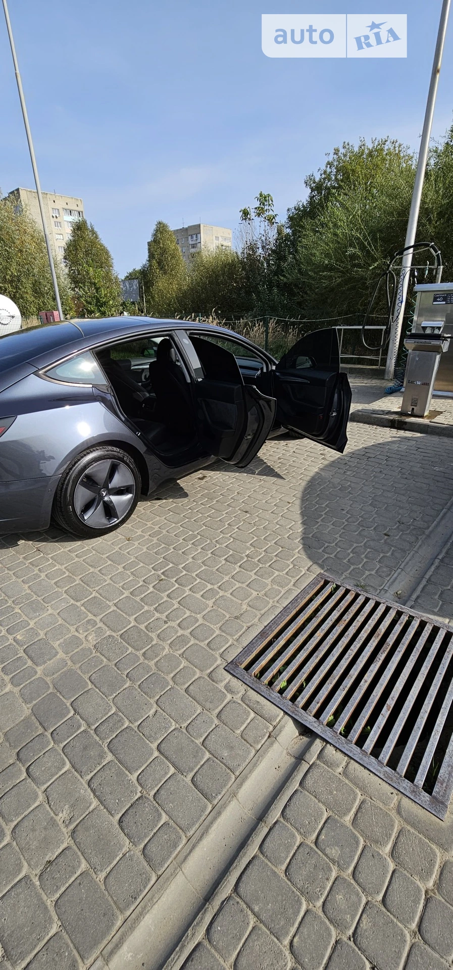 2022 Tesla Model 3 - мініатюра 10