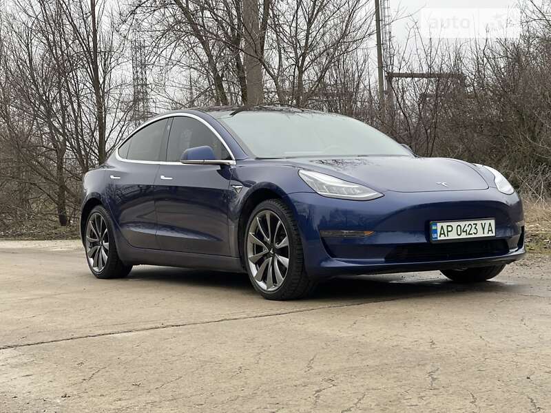 Седан Tesla Model 3 2018 в Запорожье