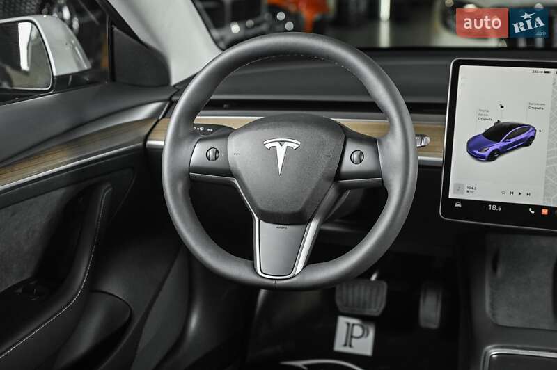 Седан Tesla Model 3 2023 в Одесі