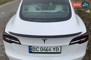 Седан Tesla Model 3 2019 в Львові