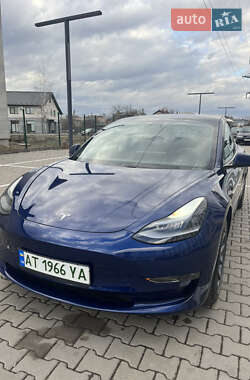 Седан Tesla Model 3 2021 в Ивано-Франковске