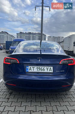 Седан Tesla Model 3 2021 в Ивано-Франковске