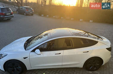 Седан Tesla Model 3 2021 в Луцке