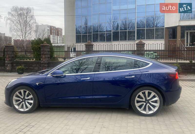 Tesla Model 3 2019 Tesla Model 3 2019