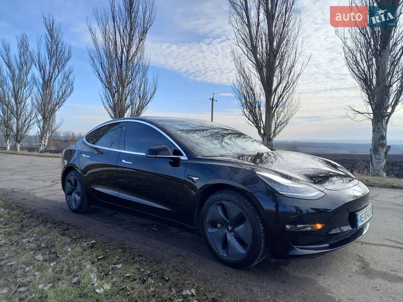 Tesla Model 3 2018 Tesla Model 3 2018