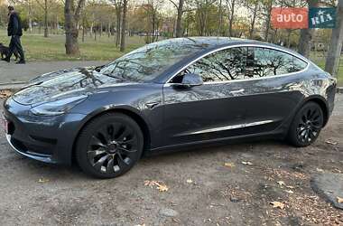 Седан Tesla Model 3 2019 в Николаеве